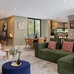 Arbor Villa: Nature Retreat *